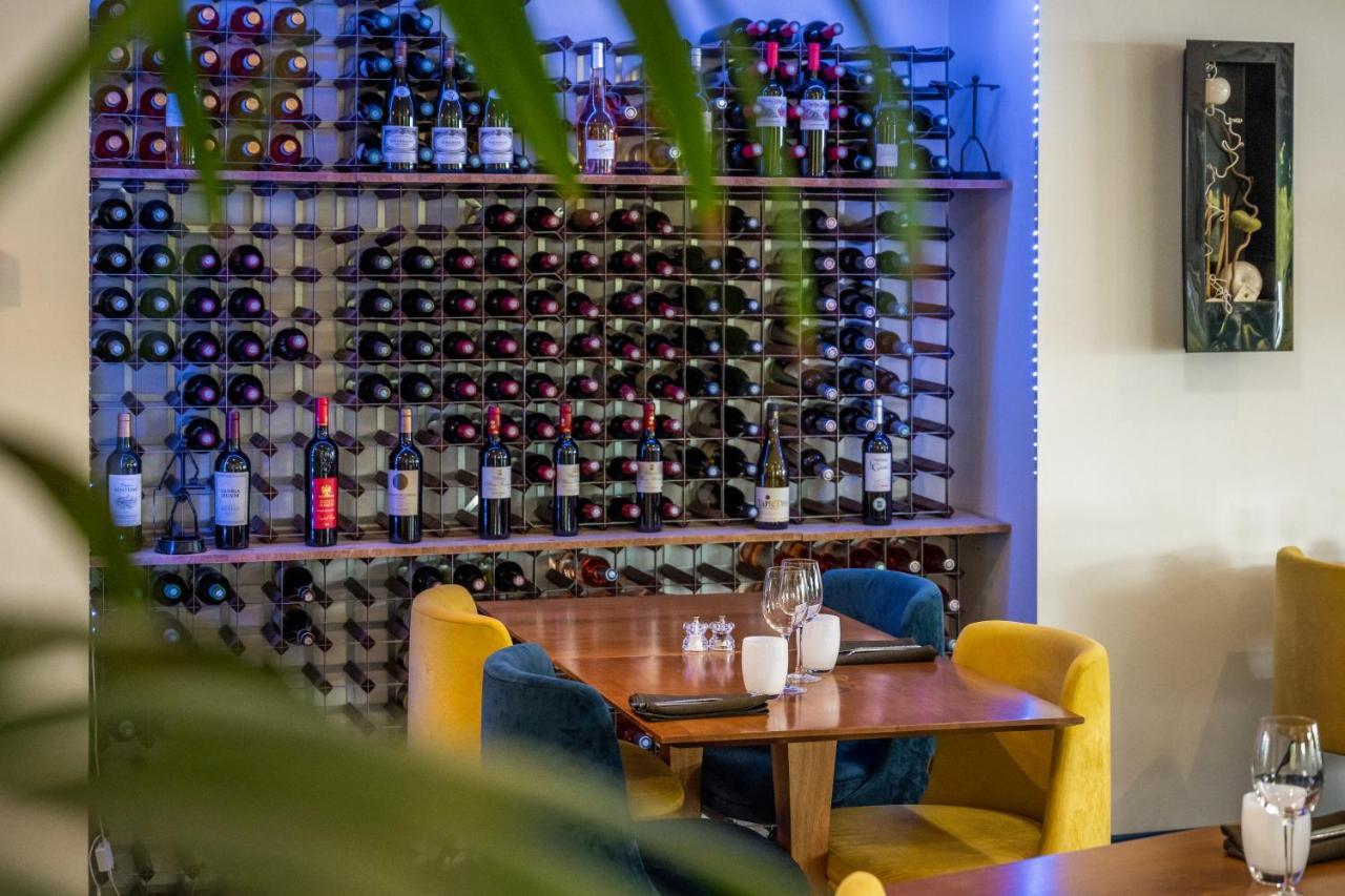 Logis Hotel Restaurant Le Clos Fleuri Castelnaudary Dış mekan fotoğraf